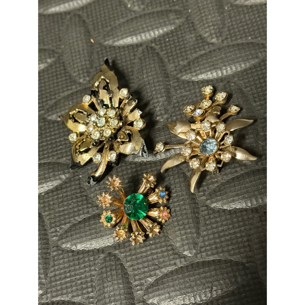 Vintage Rhinestone Brooch Lot 3 pc Gold Tone Floral Starburst Green retro pins